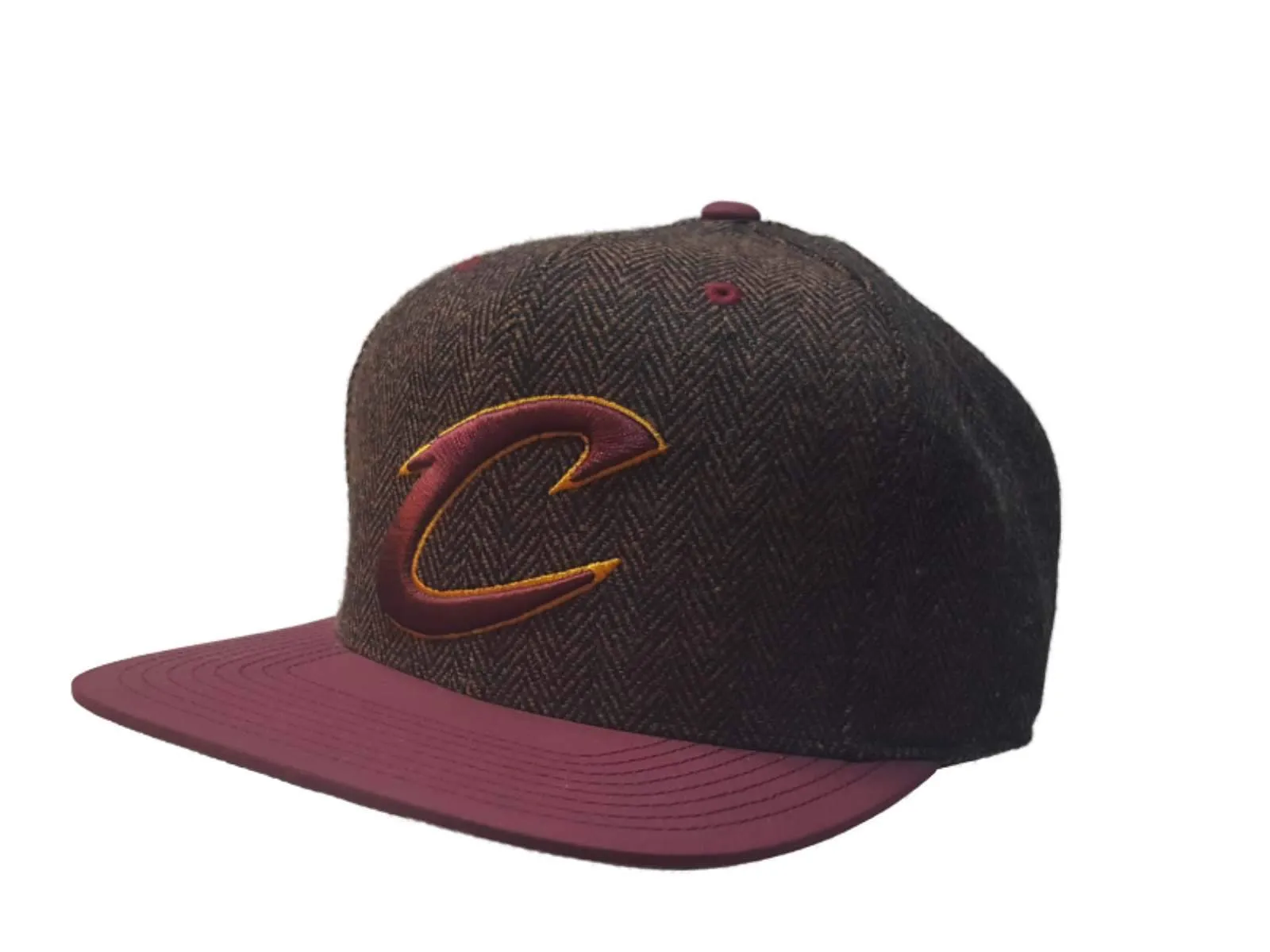 Cleveland Cavaliers Mitchell & Ness Brown Tweed Fitted Flat Bill Hat Cap (7 3/8)