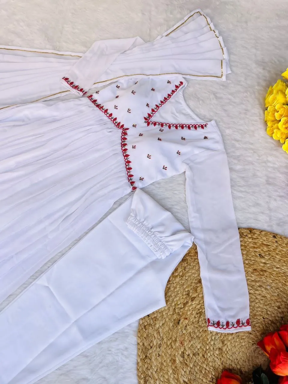 Exquisite White Fox Georgette Gown Elegance Blossoms with Dazzling Dupatta & Pants