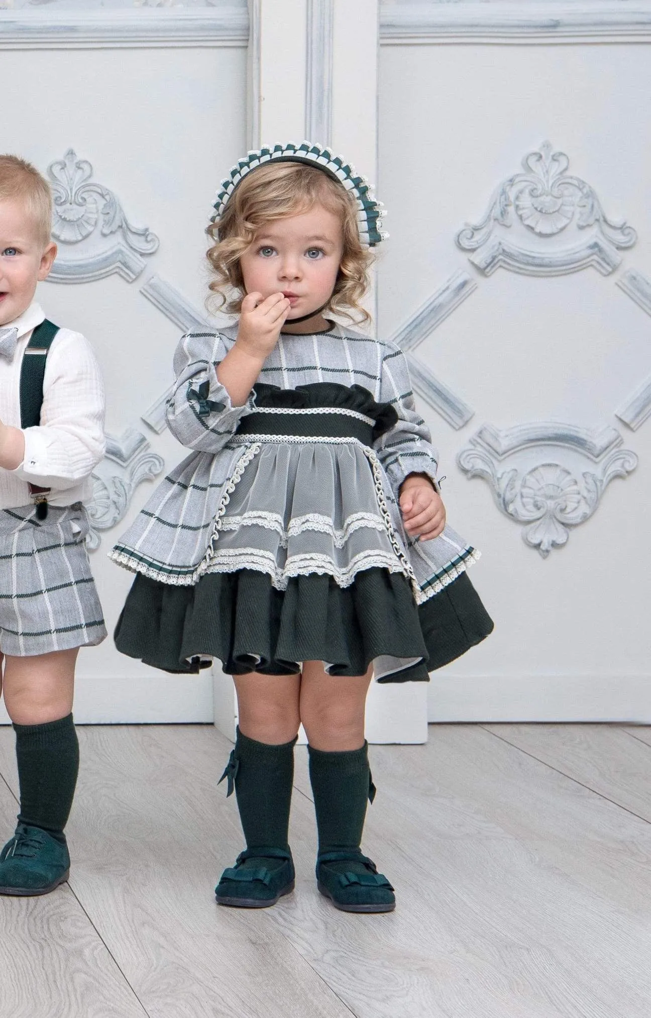 Grey & Green/Red Girls Dress & Bonnet