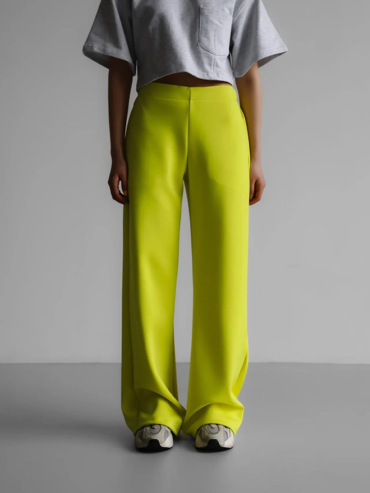 HALF BANDED RELAX TROUSERS