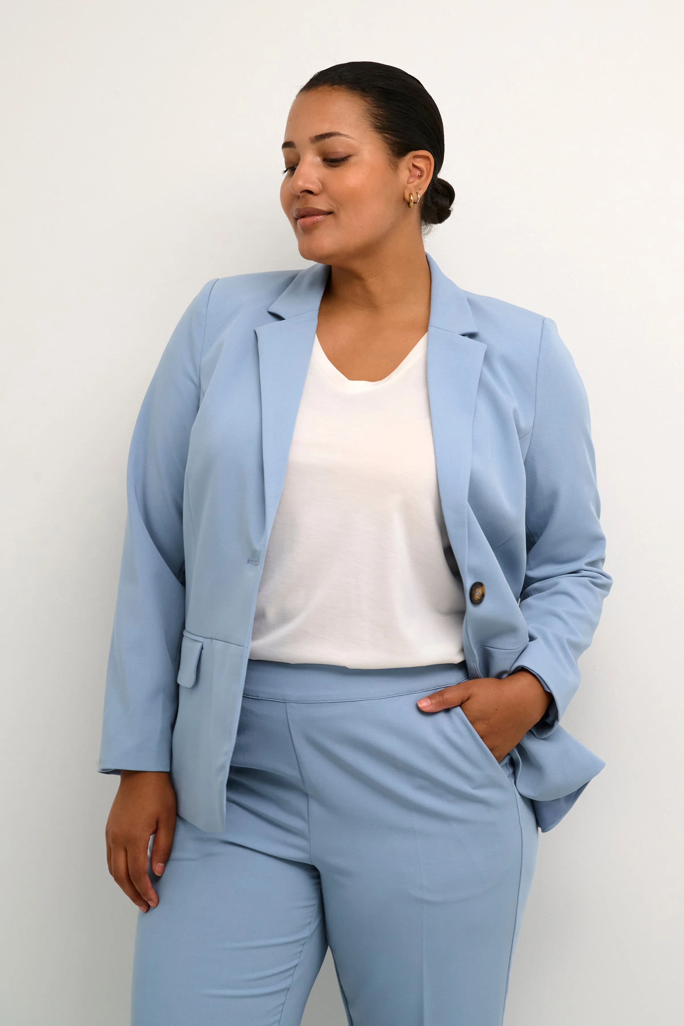 Kaffe Curve Sakira Blazer in Light Blue