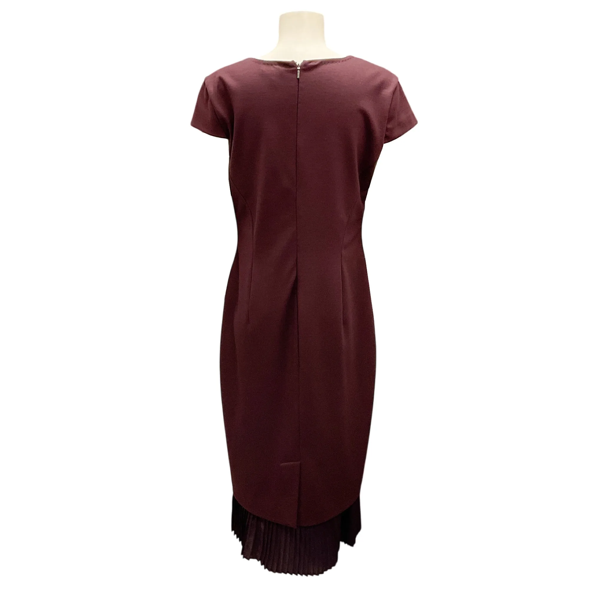 Max Mara Purple Pleated Hem Short Sleeved V-Neck Midi Dress