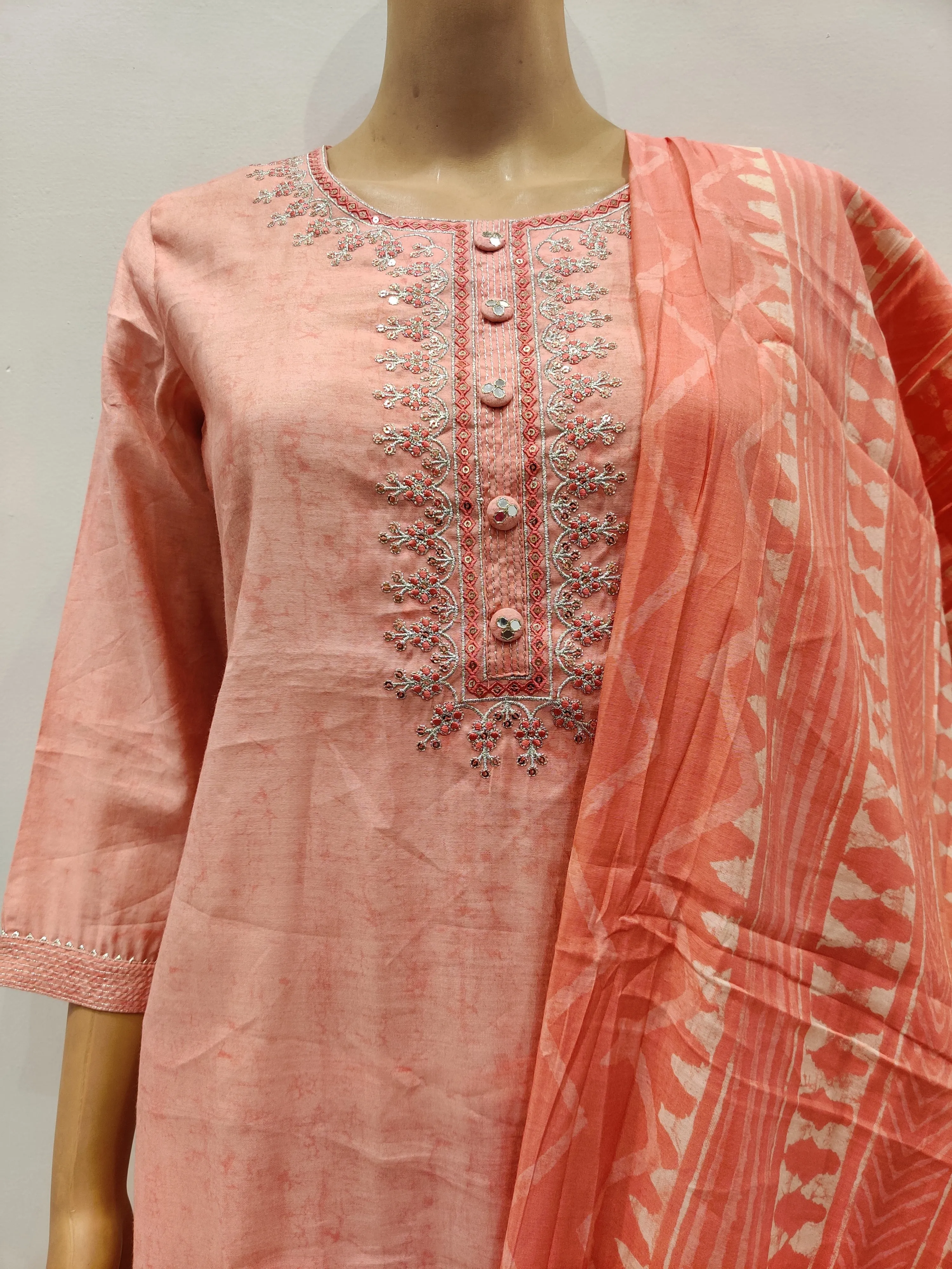 Narcissus Kurta pant with dupatta