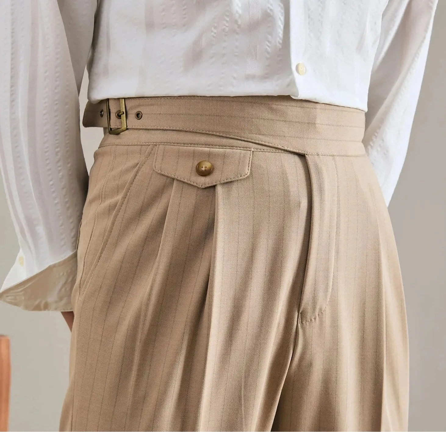 Office outfit high waist trousers