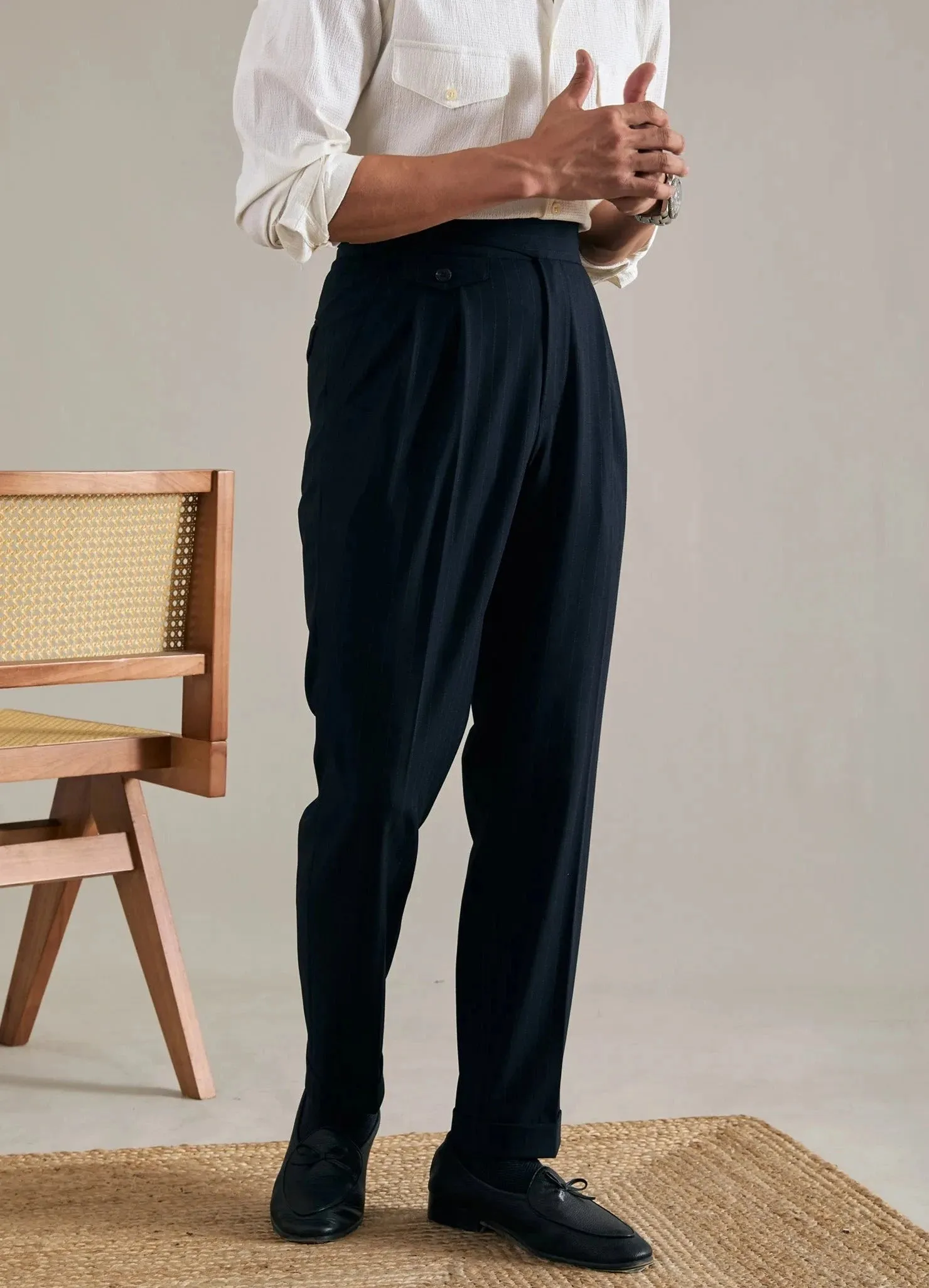 Office outfit high waist trousers