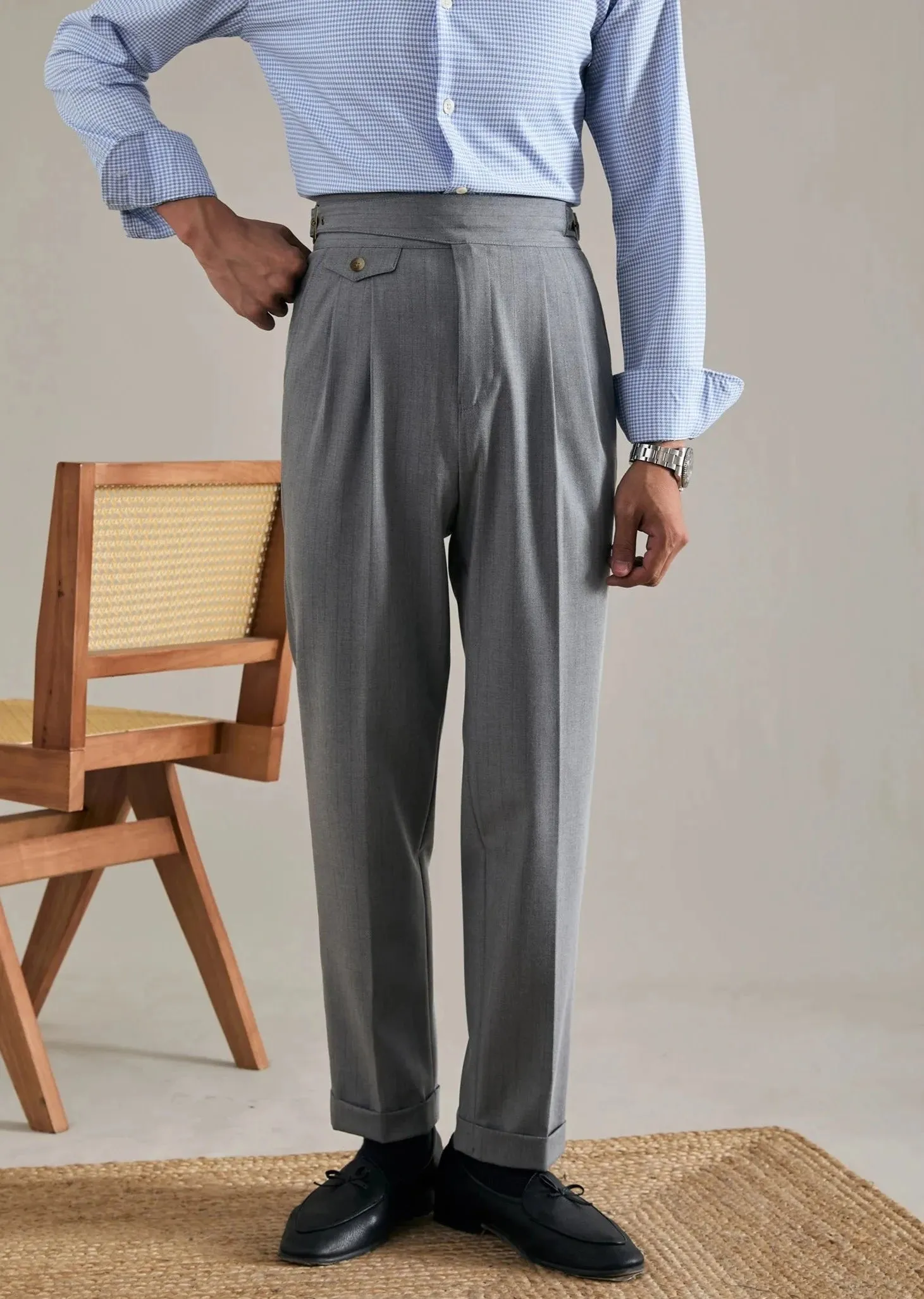 Office outfit high waist trousers