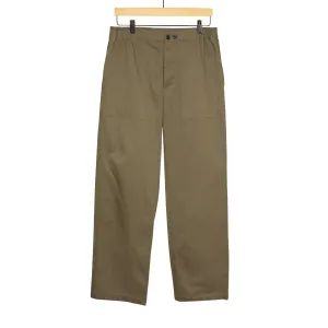 "Stitch" baker pants in dark taupe cotton twill