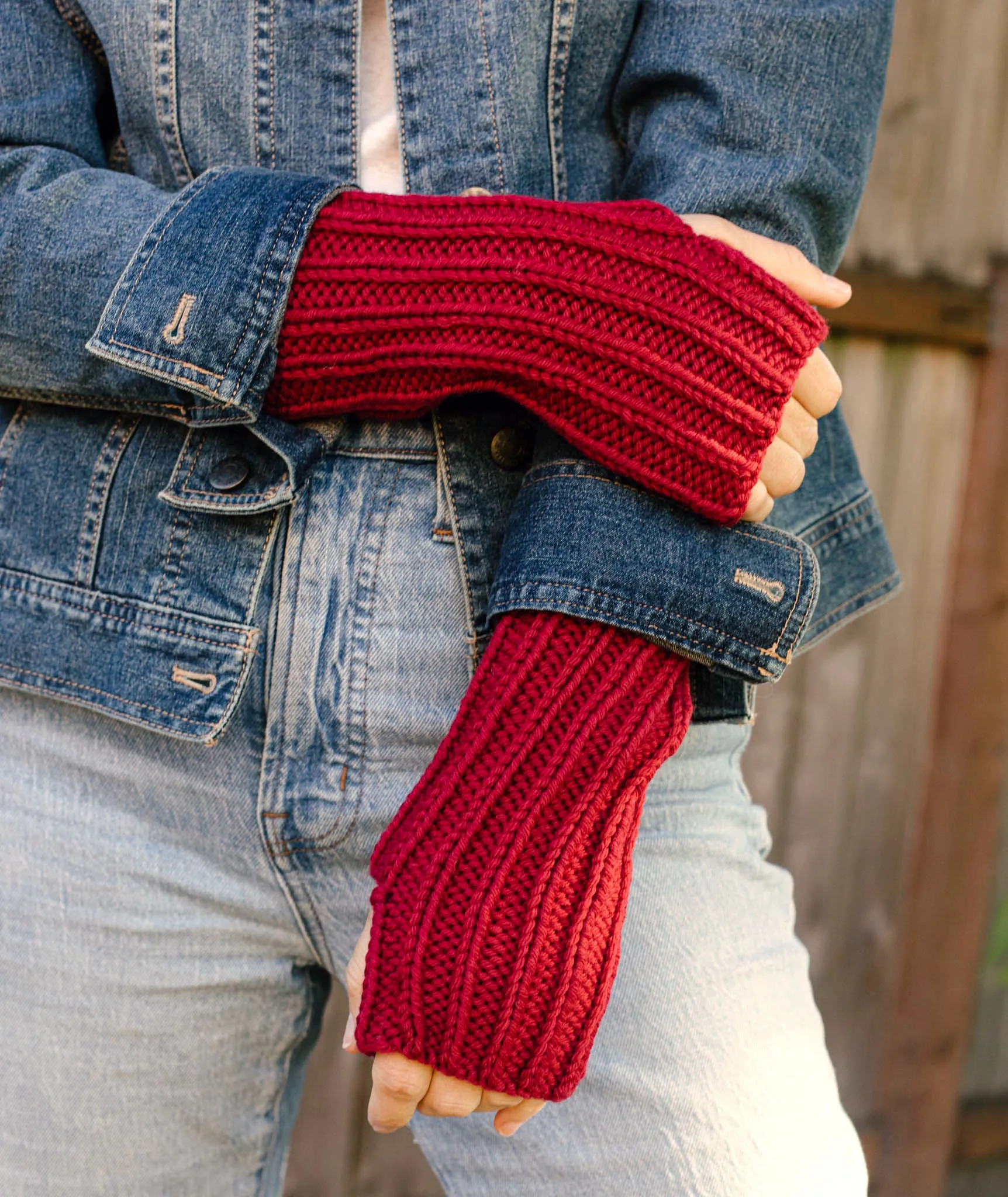 Reversible Knitting Mitts Using Brooklyn Tweed Arbor Lodge