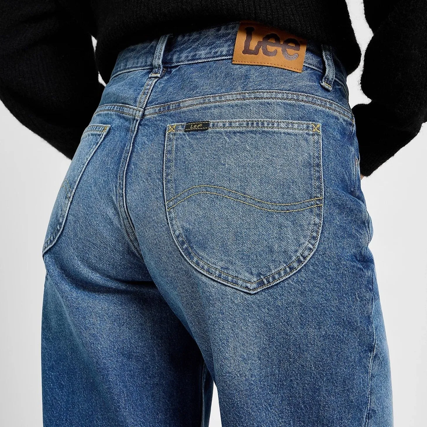 Rider Loose Straight Jeans in Blue Flame