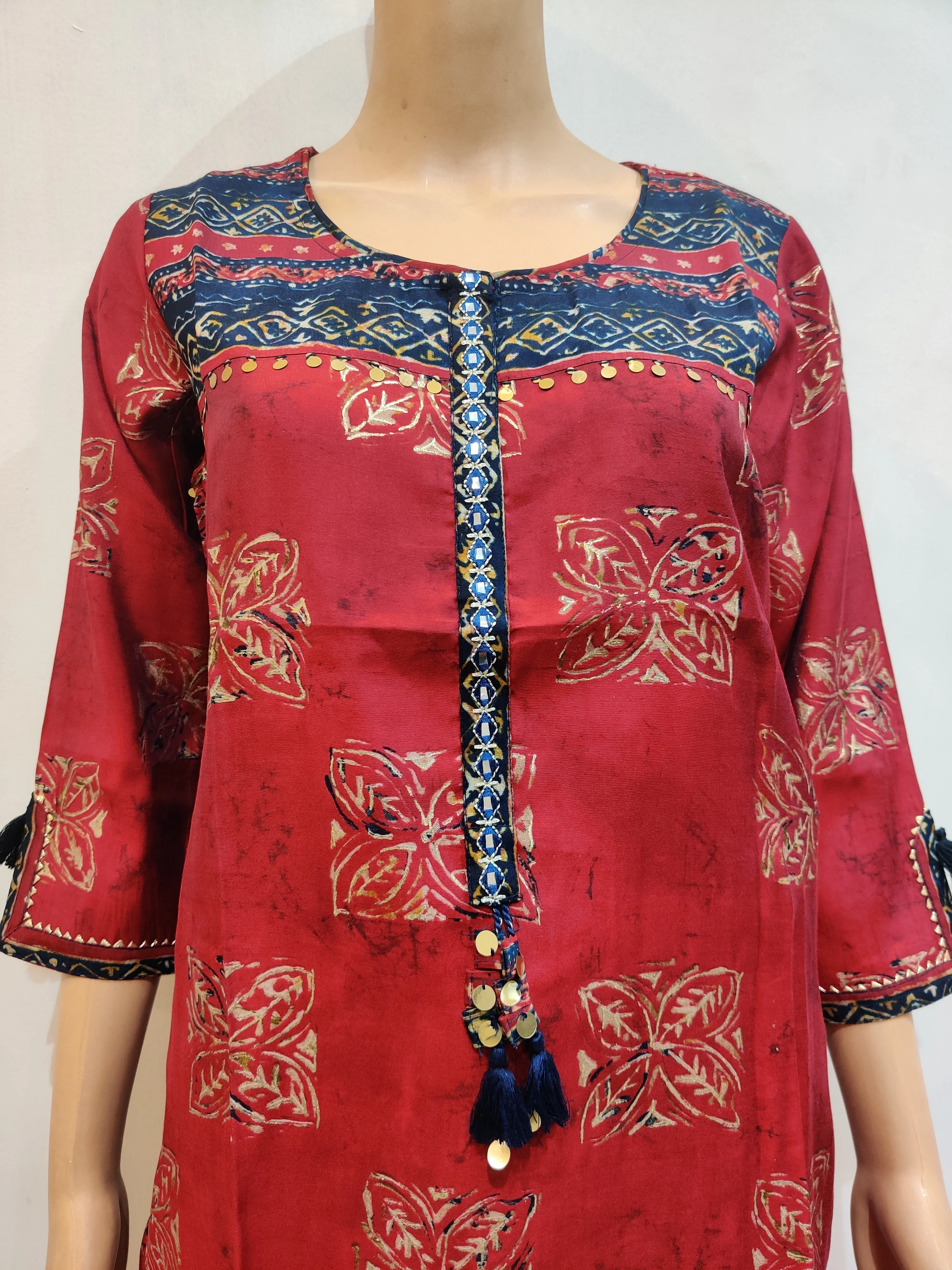 Saintpaulia Kurta with pant