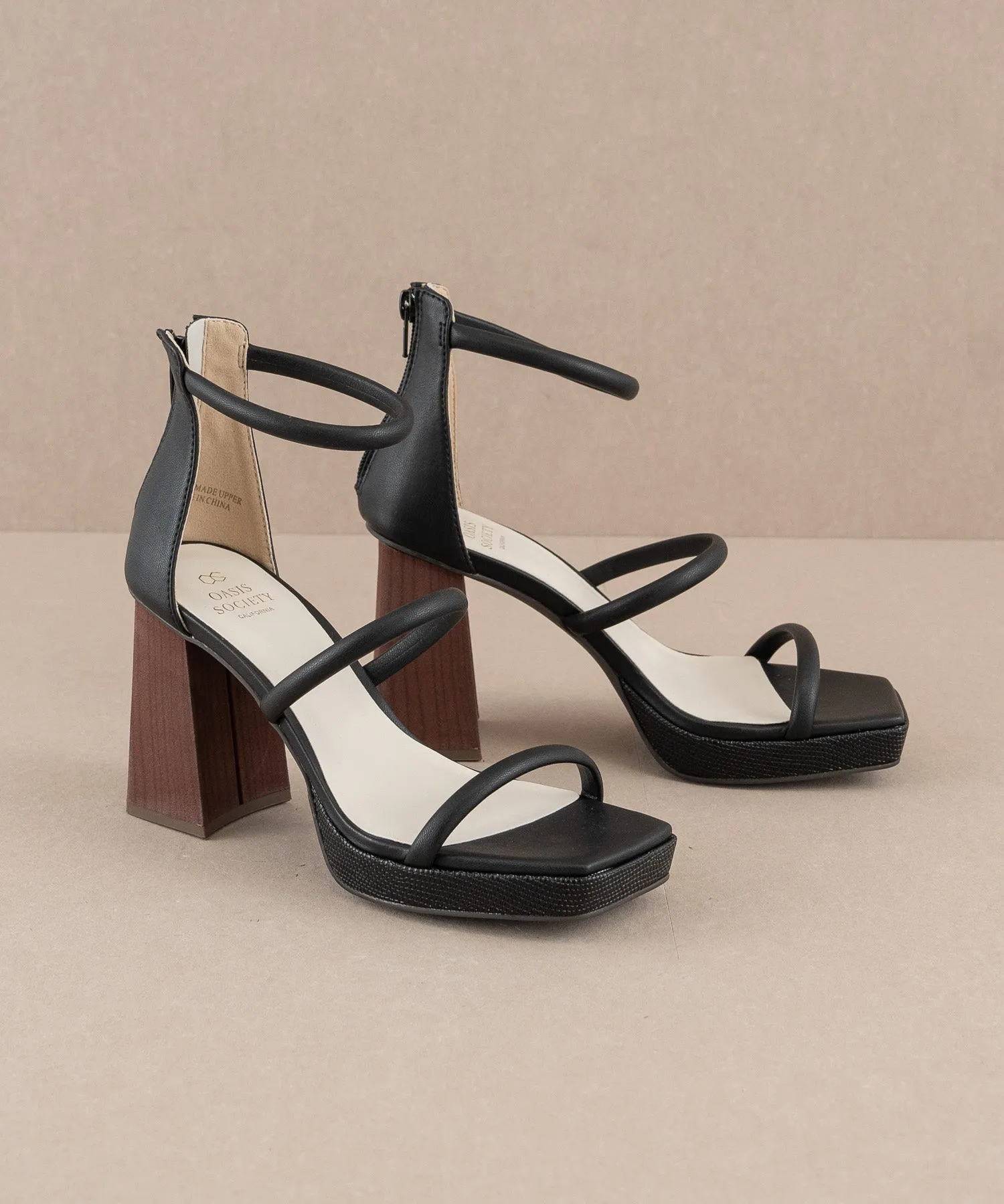 The Aisa | Black 3-strap platform heel