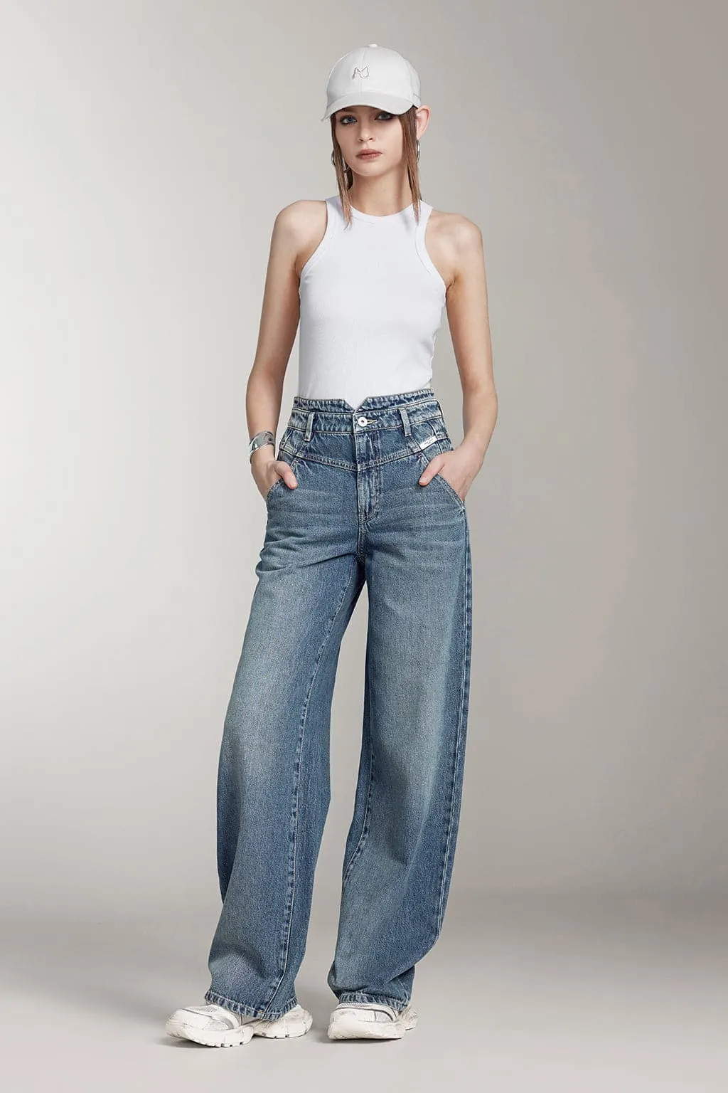 Vintage V-Shaped Waist Straight Fit Jeans